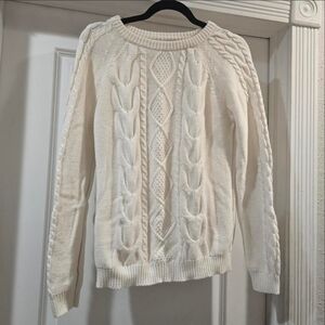 Forever 21 Cream Chunky Cable Knit Sweater Size Medium